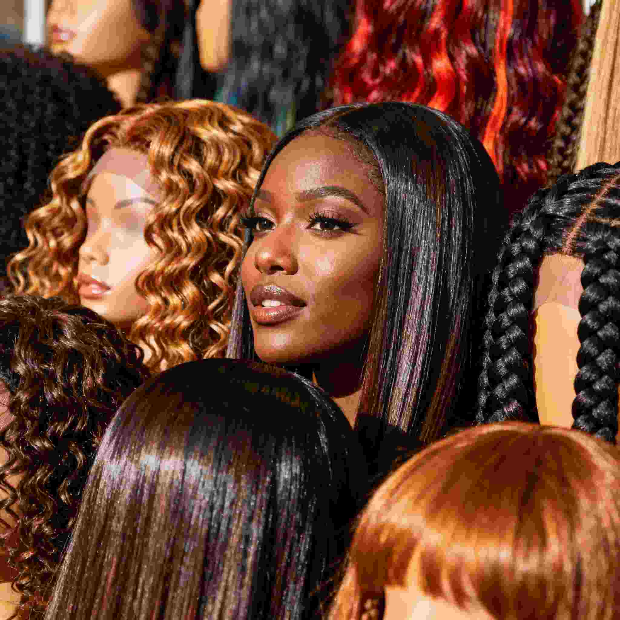 เครื่องอัดเส้นใยขนสังเคราะห์